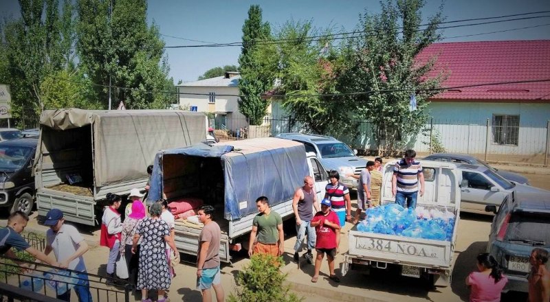 Фото с страницы "Красного Полумесяца Казахстана" в Facebook.